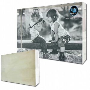 מסגרת תמונה אקרילית עם גב מתכת מגנטי 10×15 ספיר